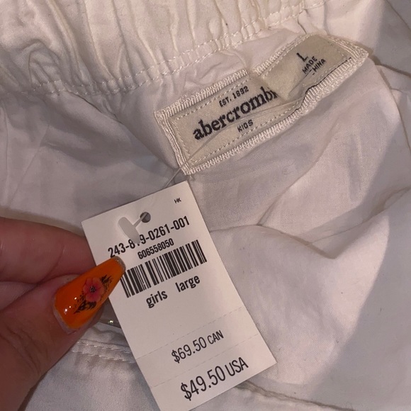 NWT~ ABERCROMBIE KIDS LACE SKIRT ~ SIZE LARGE - Picture 4 of 6